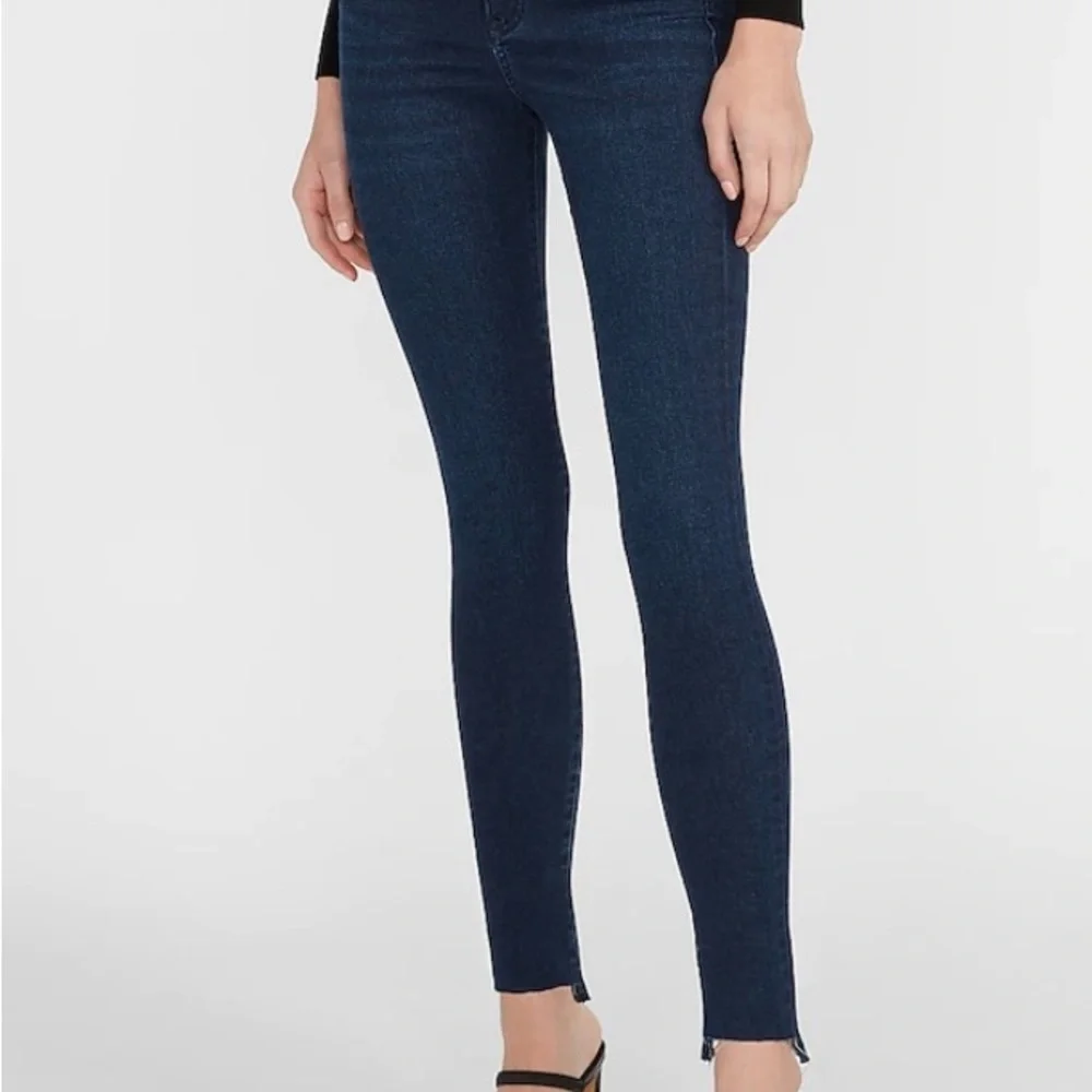 Express Perfect Denim High Rise Leggings Raw Step Hem SZ 00R